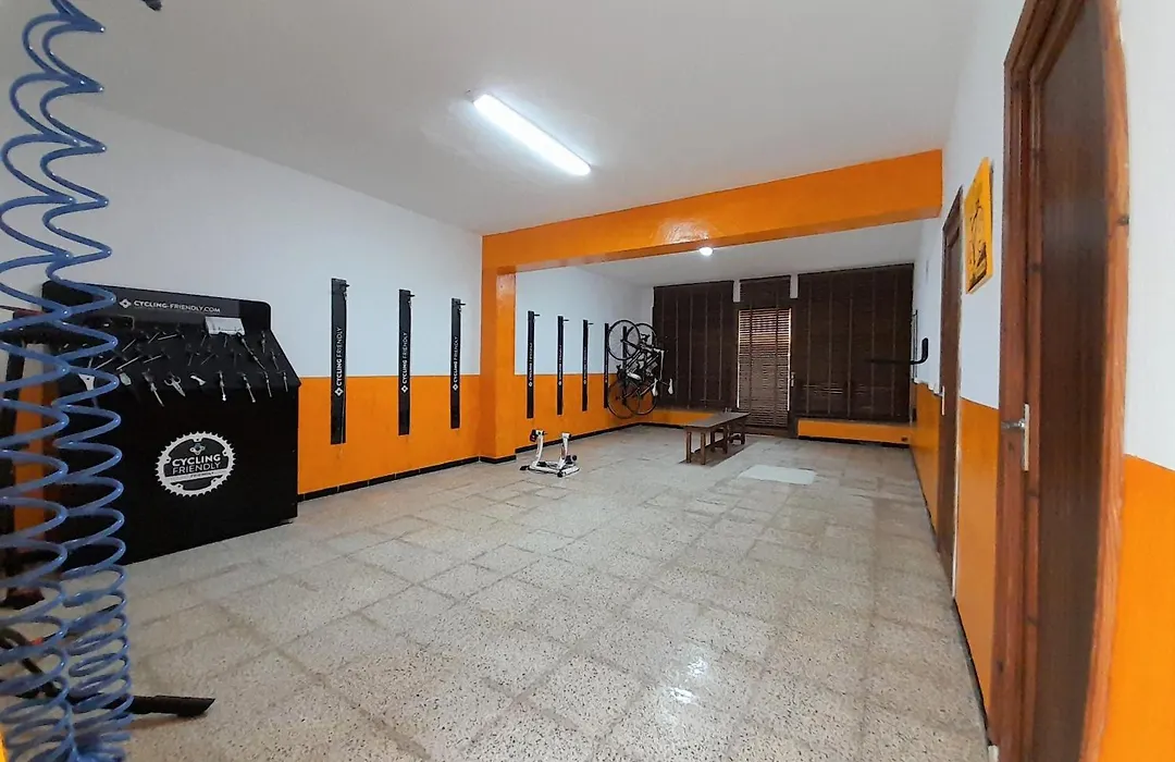Hostal Doris - Adults Only-1