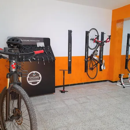 Hostal Doris - Adults Only-3